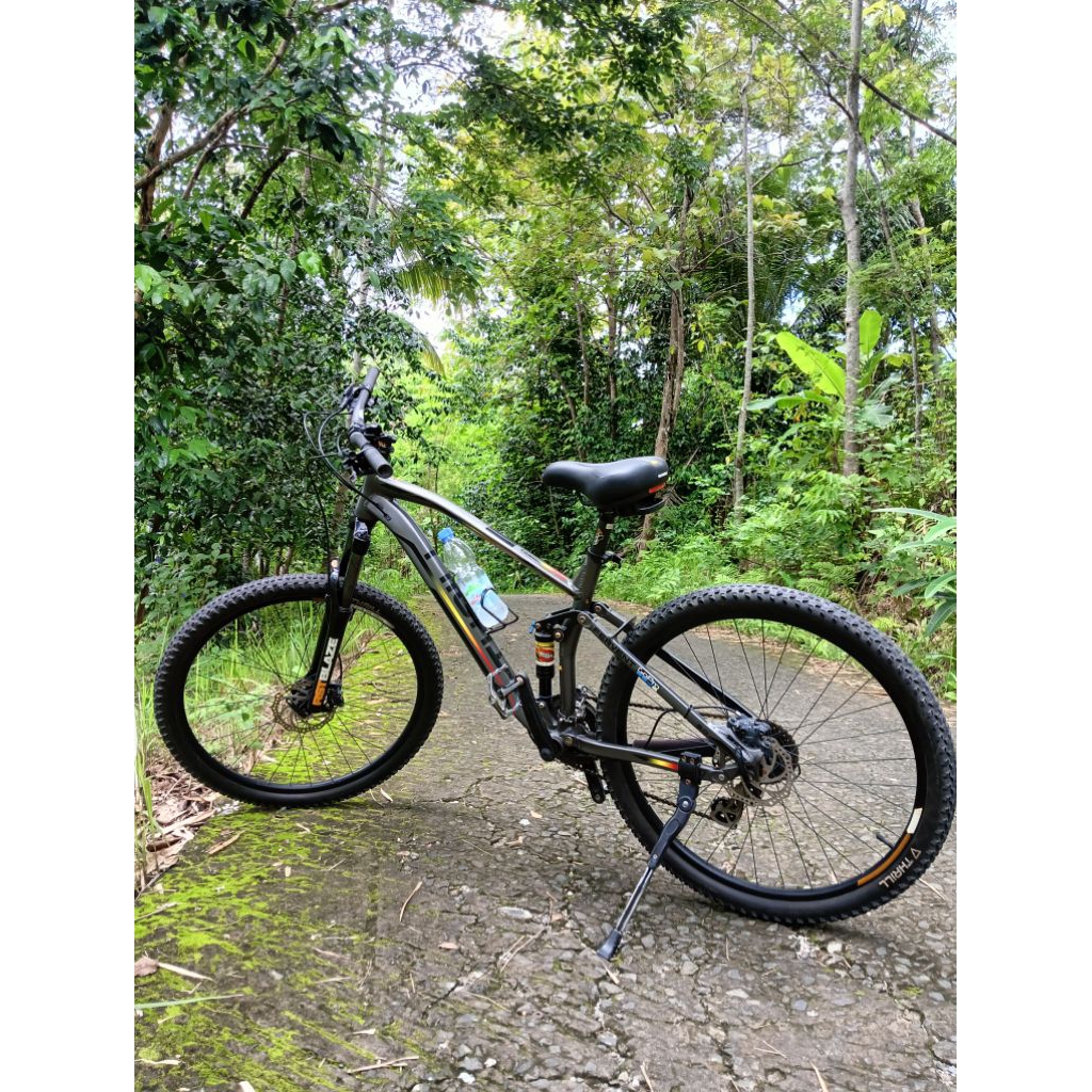 Sepeda Thrill Fervent 3.0