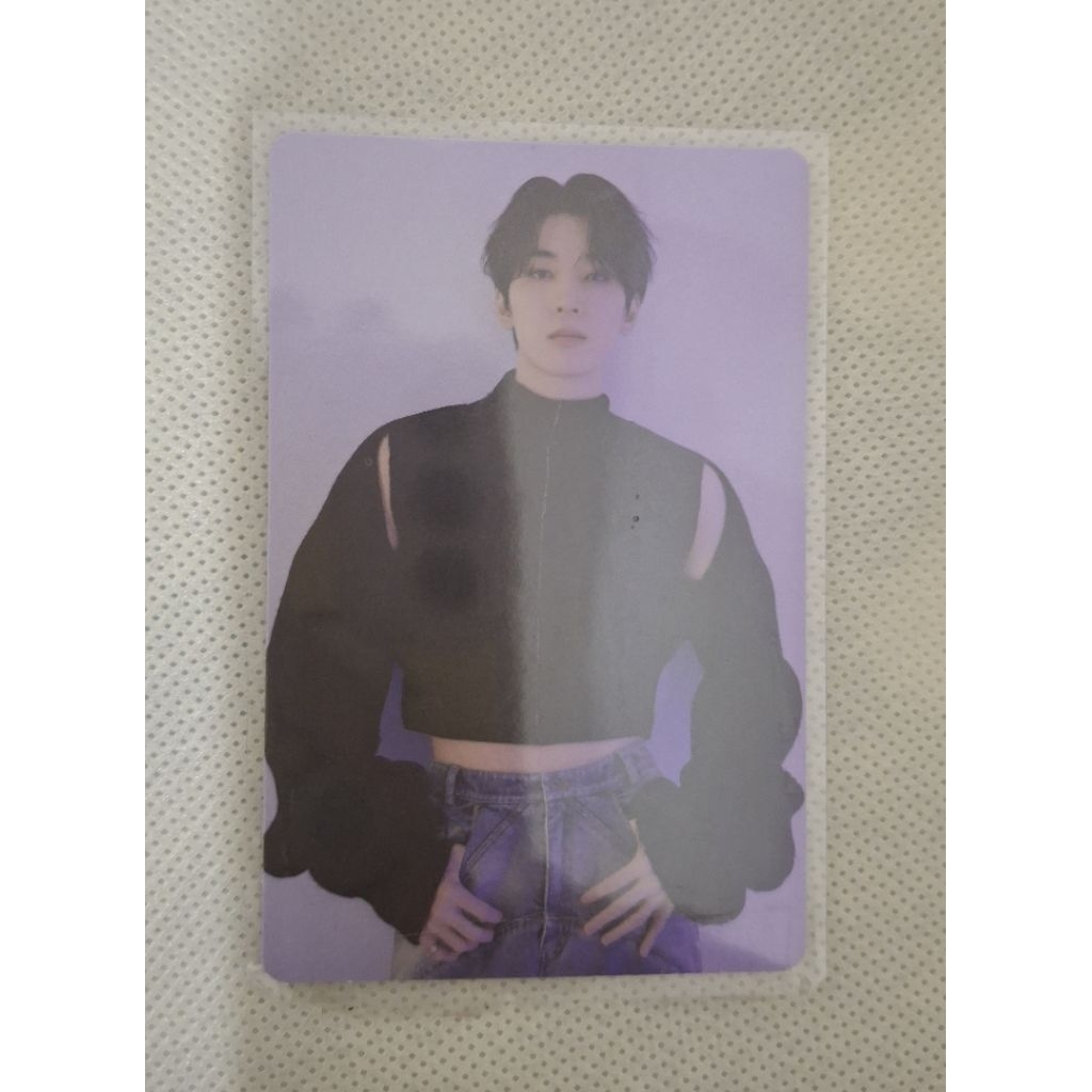 PC WONWOO CROP TOP SEVENTEEN TOUR FOLLOW AGAIN