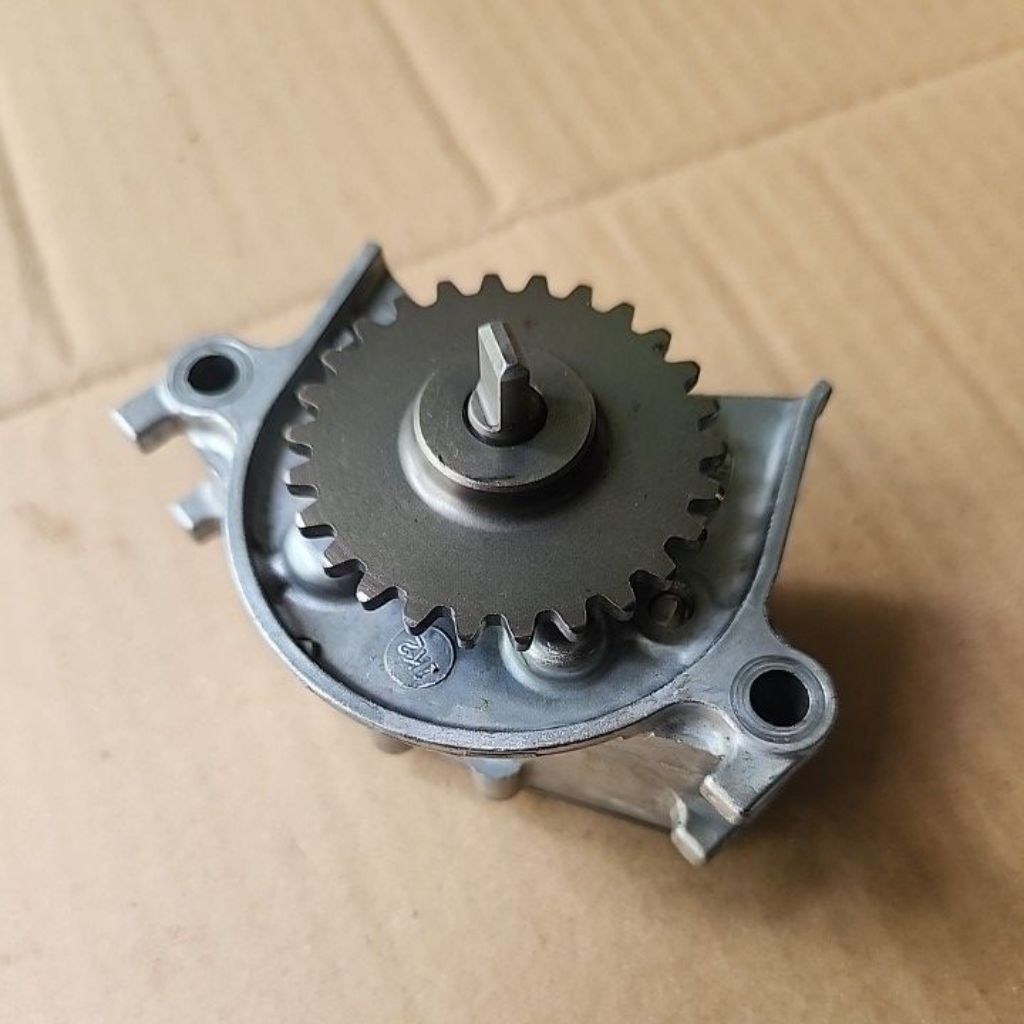 Pompa Oli Yamaha Xmax 250 Original B74