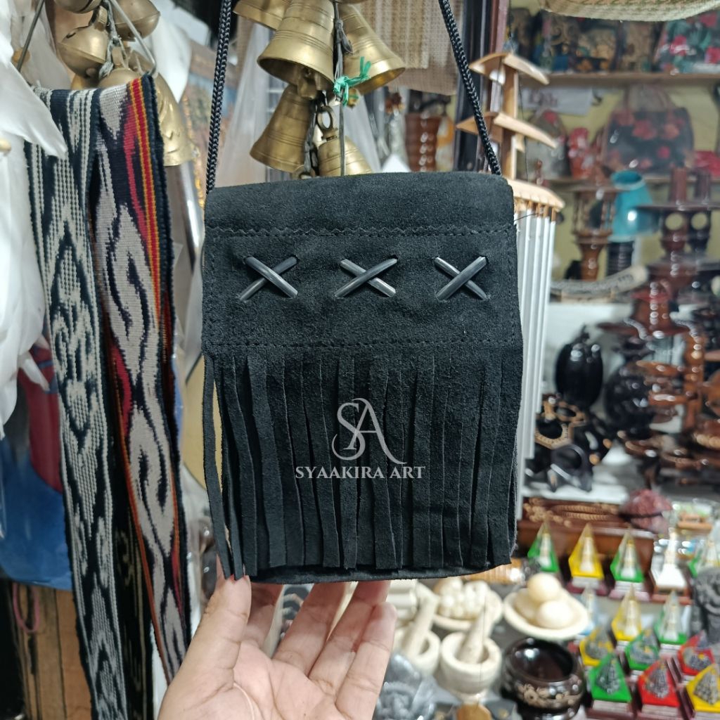TERMURAH syaakira.art Tas kulit Suede muat HP SOUVENIR DAN OLEH-OLEH KHAS JOGJA