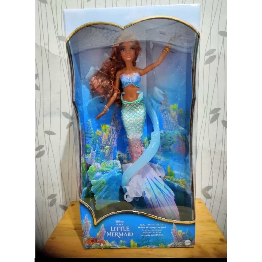 Disney The Little Mermaid Deluxe Ariel Doll
