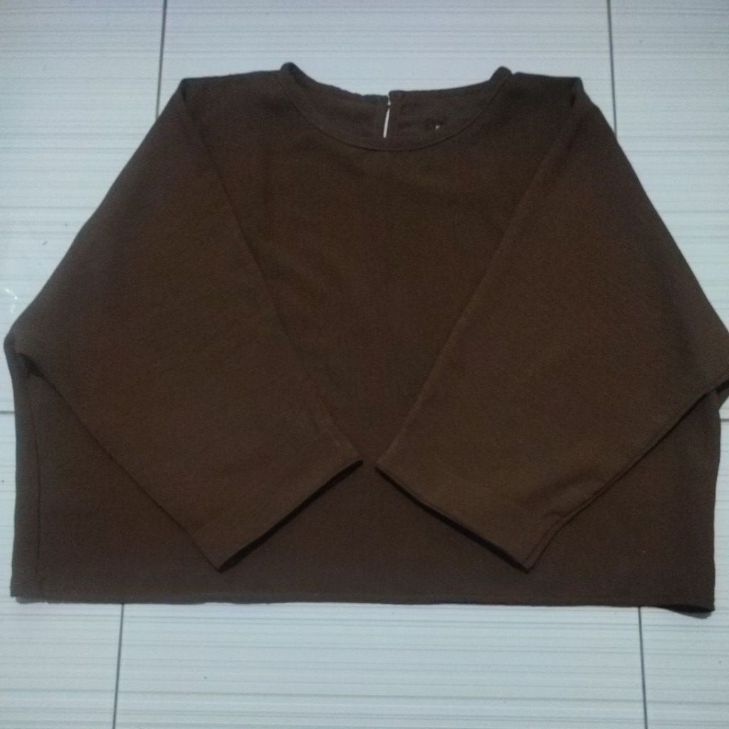 Atasan wanita by fukutani