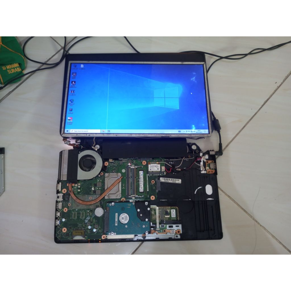 Motherboard Toshiba Satelite C55A C55DT-A Amd A6-5200 Normal Tested. Mainboard Mobo