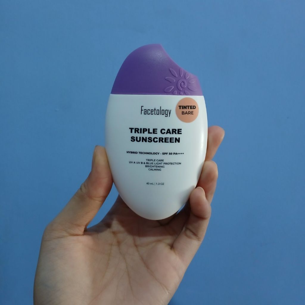 Facetology Triple Care Sunscreen Tinted SPF 50 PA++++ 40ML (Preloved)