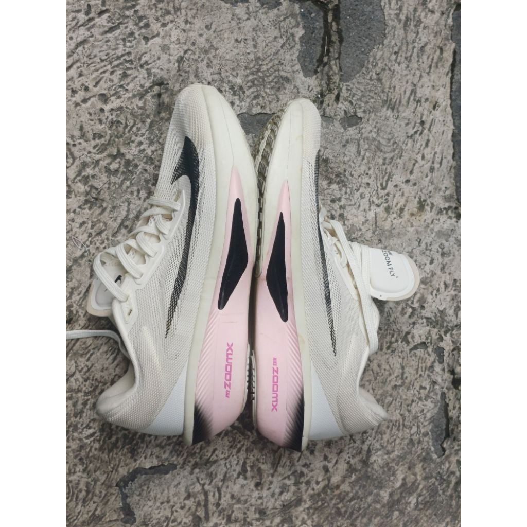 NIKE ZOOM fly 6