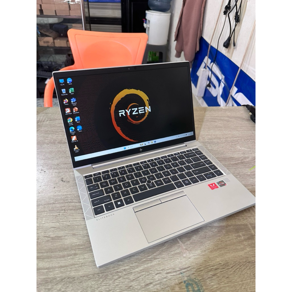 Laptop Hp elitbook 845 g8 Ryzen 5 5650u