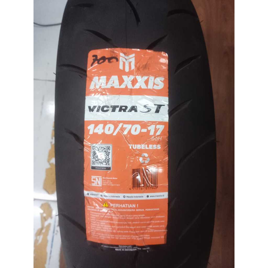 MAXXIS VICTRA 140/70-17 TUBELES