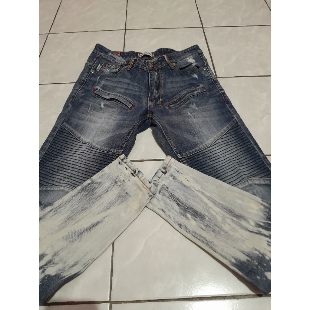 Biker Ripped Jeans Blue Denim It Up by HAM Jeansku
