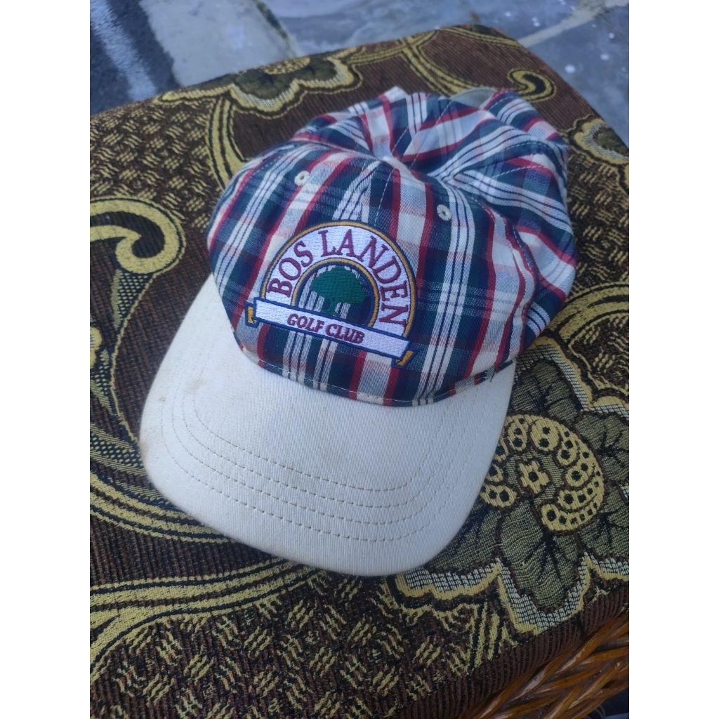 Topi Bekas Vintage Stip