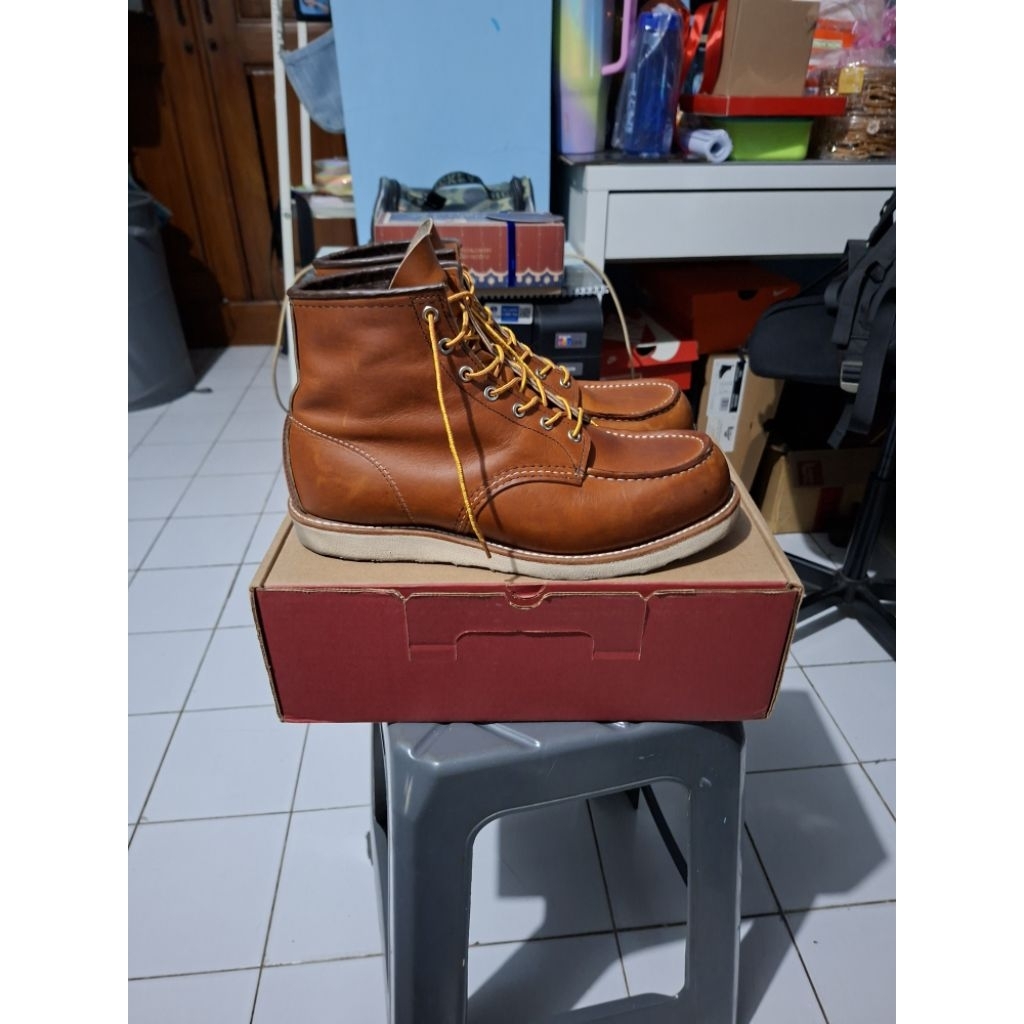 Sepatu Red Wing Shoes 875 Classic Moc Oro-Legacy Original - Size 10.5E