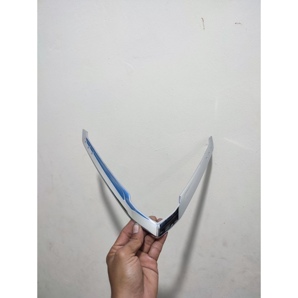 garnish v besar vario old led 125 150 original copotan, hiasan lampu vario chrome
