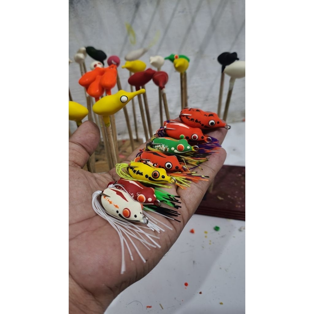 soft frog skrit 3 cm VMC hook