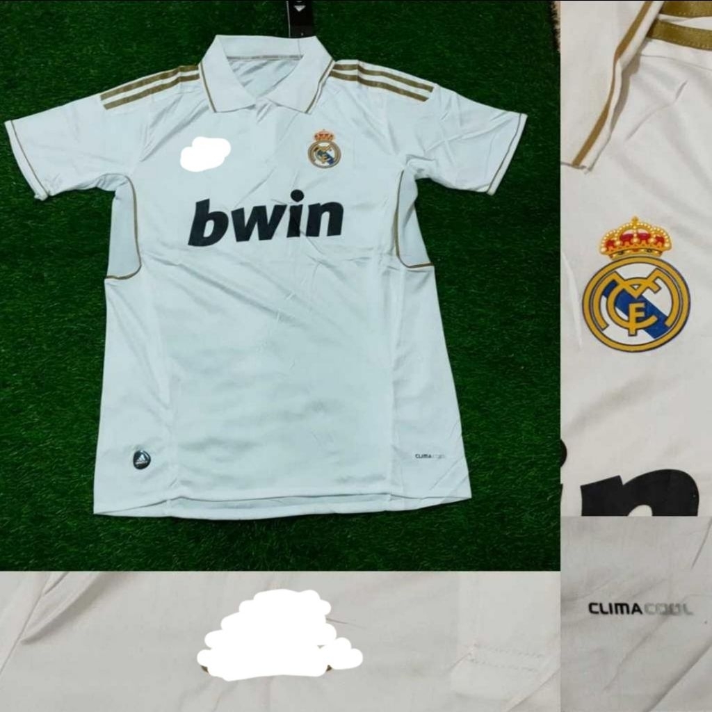 Jersey Kaos Baju Sepak Bola Real Madrid Madridista Home Away 3rd Third Putih White Retro Klasik Clas