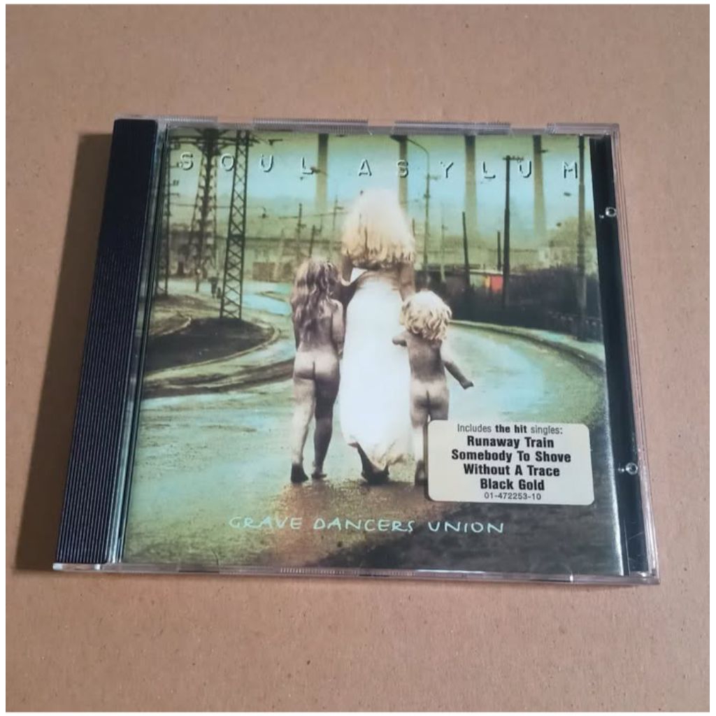 Soul Asylum - Grave Dancers Union (CD, Album) (Columbia, Columbia - 472253 2, COL 472253 2)
