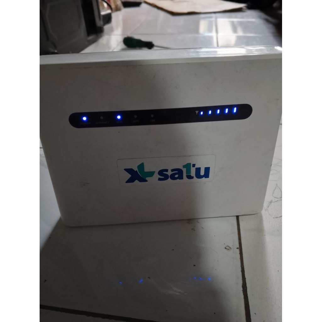 Modem xl satu HKM B001