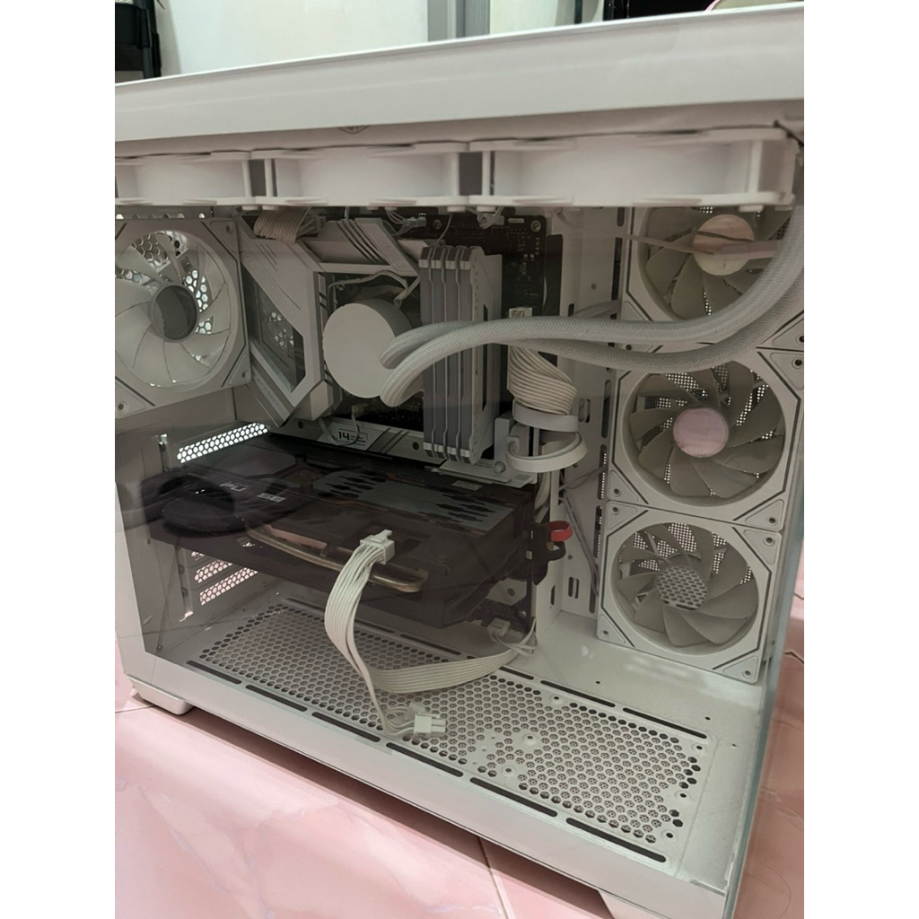 PC GAMING / EDITING WHITE BUILD i5 12600KF | 32GB RAM | RX 5600XT | Z690 ROG