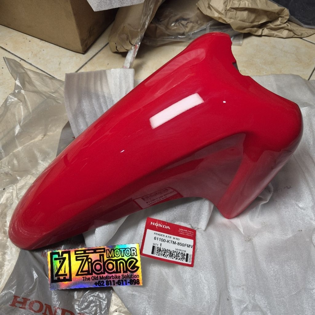 spakbor slebor sayap depan merah honda supra x125 x 125  old lama merah original AHM 61100-KTM-850-F