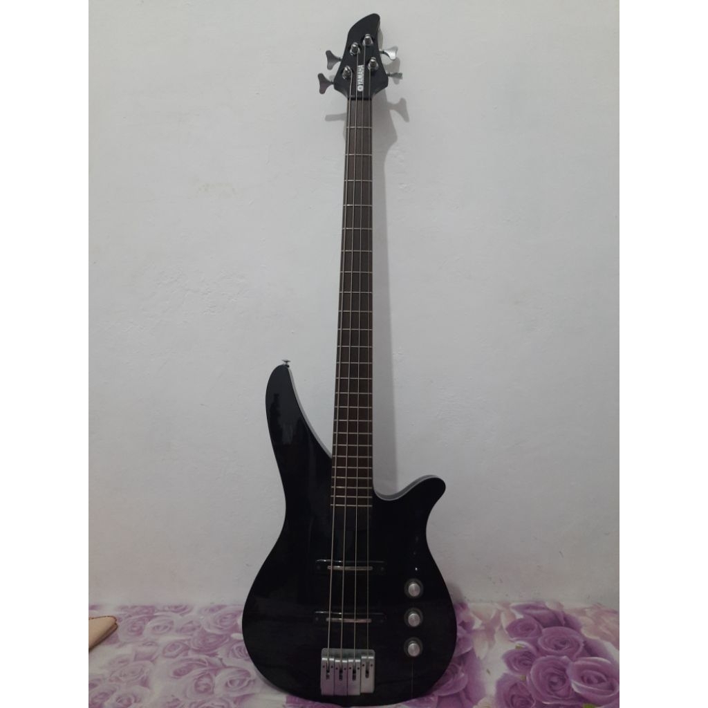 Bass Elektrik Yamaha RBX4 A2 Original + Hardcase(Second)