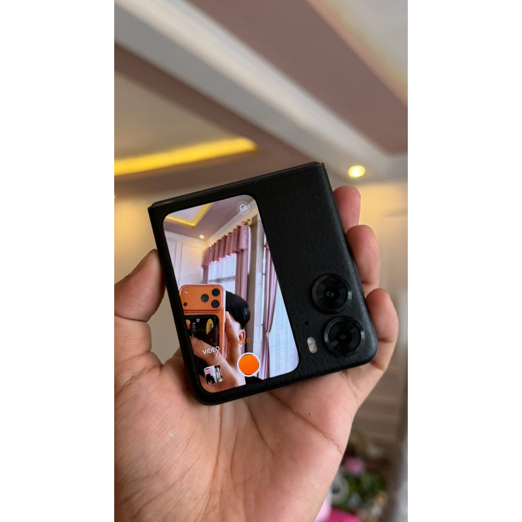 Oppo N2 Flip Istimewa