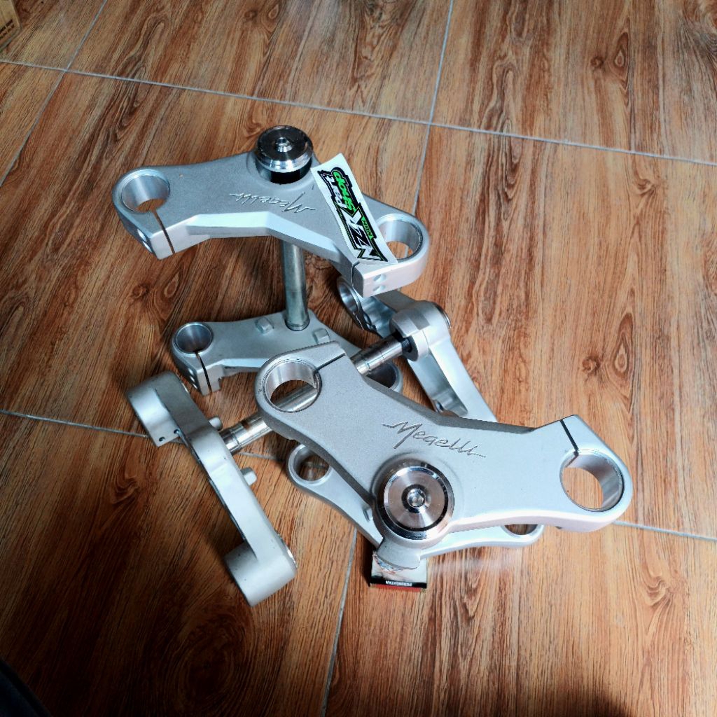 Segitiga Atas Bawah Megelli T Megelli Original Pnp Honda