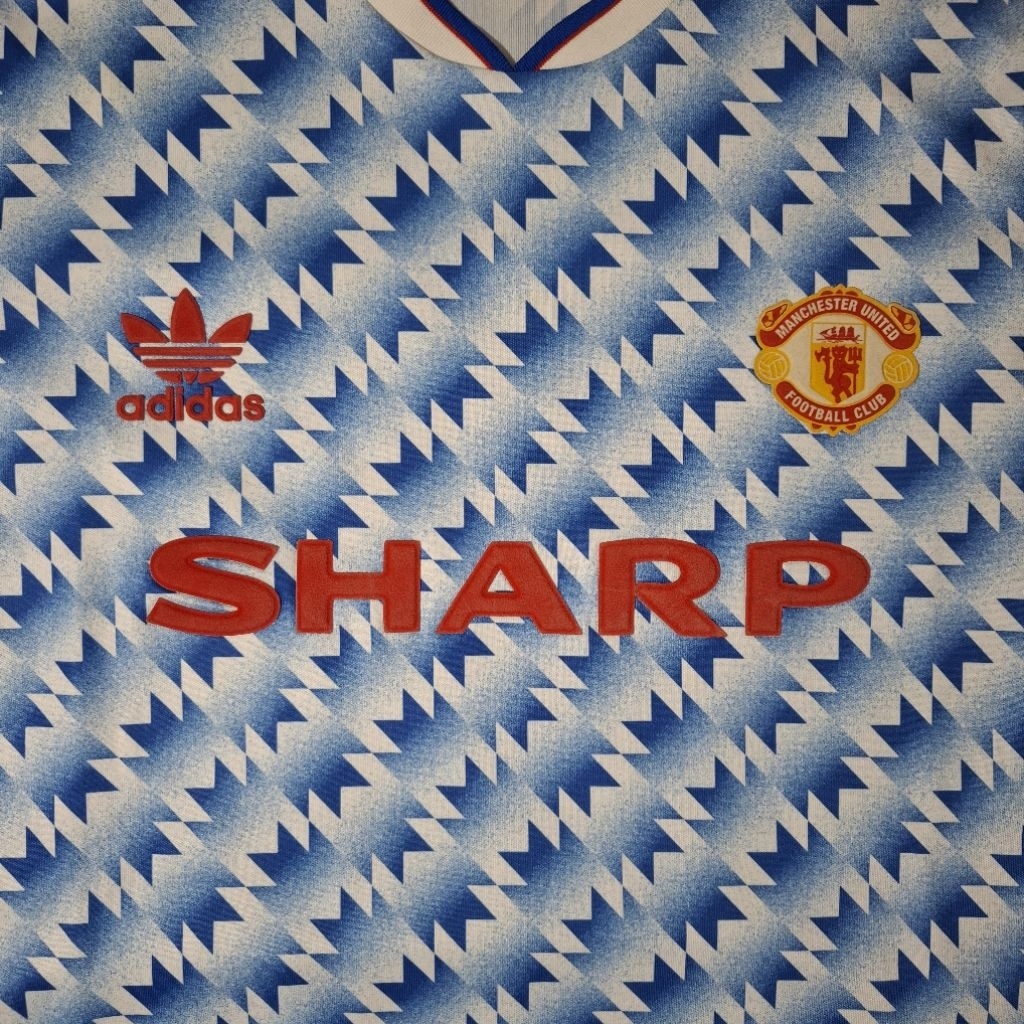 Manchester United F.C. 1990-92 Away Shirt Re-issue