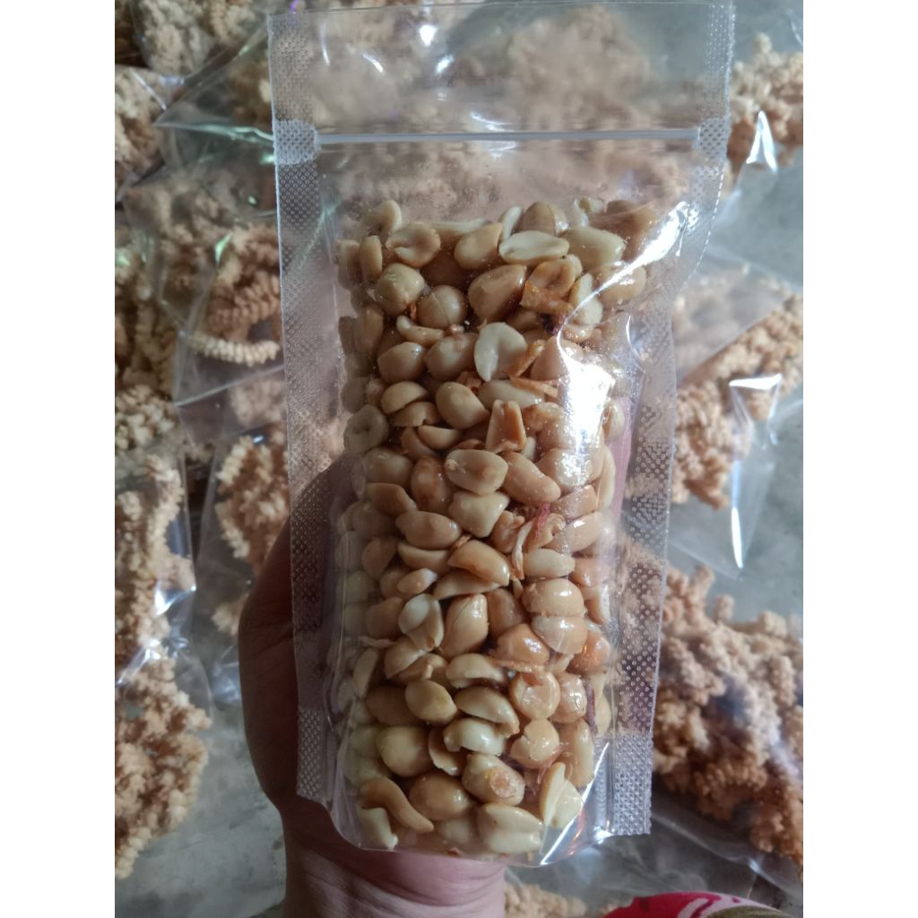 Kacang Tojin Asin Gurih