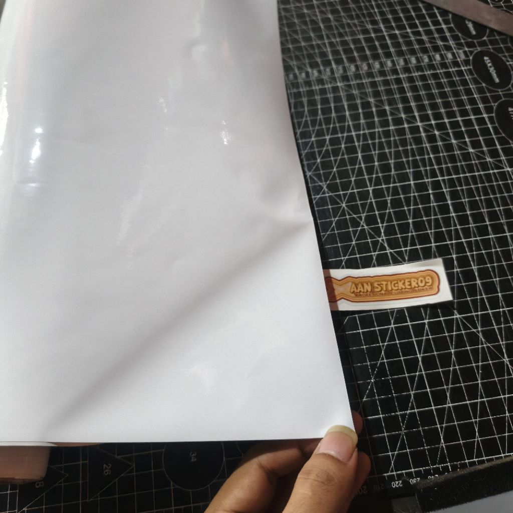 Scotlite Putih Glossy Scotlite Motor Mobil Wrapping Motor Dan Mobil Bahan Lentur