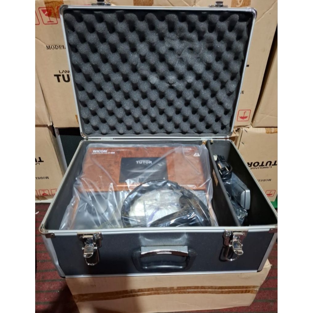 audio music wicom tutor jadul kaset tipe dvd  memory usb made in korea kondisi mati