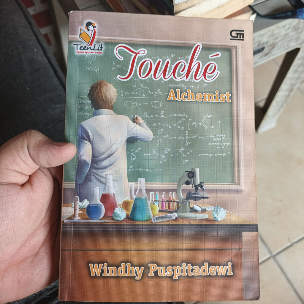 [Preloved] Touché: Alchemist  Windhy Puspitadewi