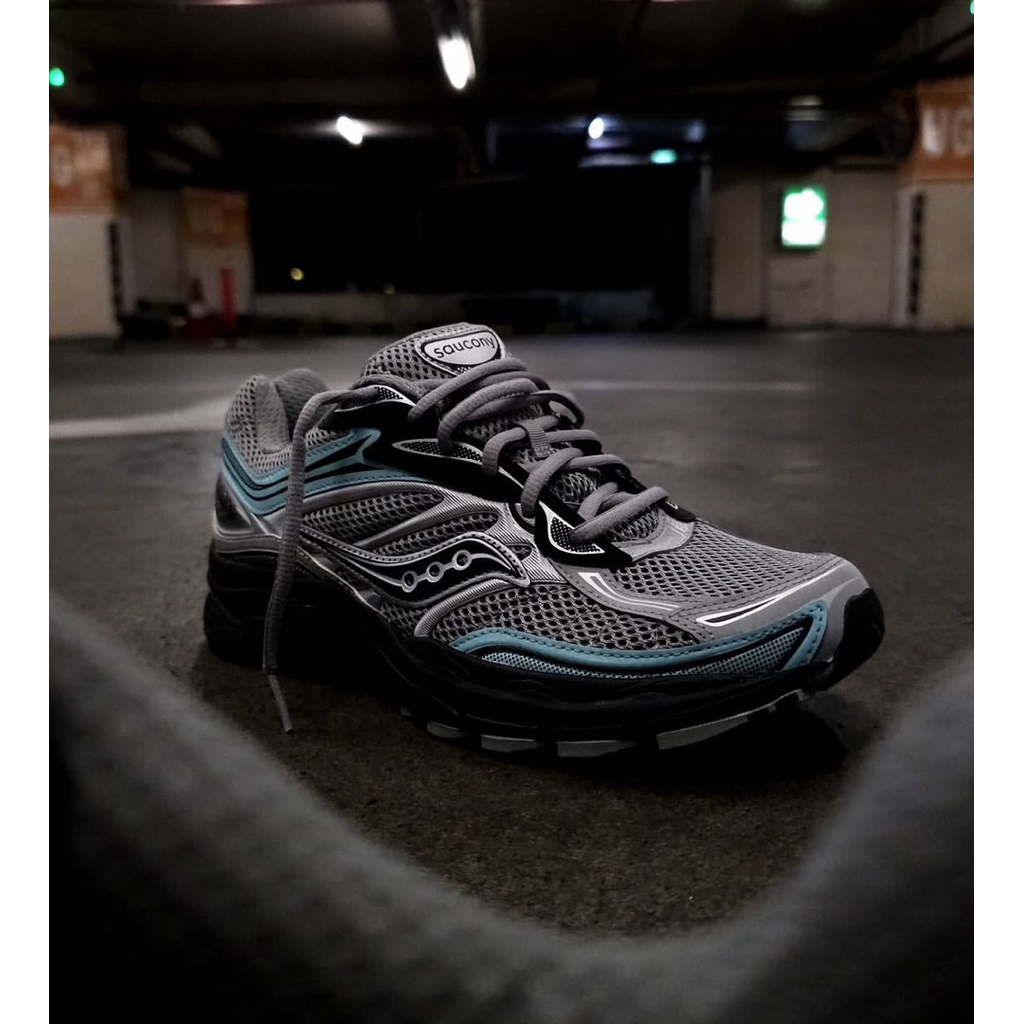 Saucony Progrid Omni 9 Metalic Mint