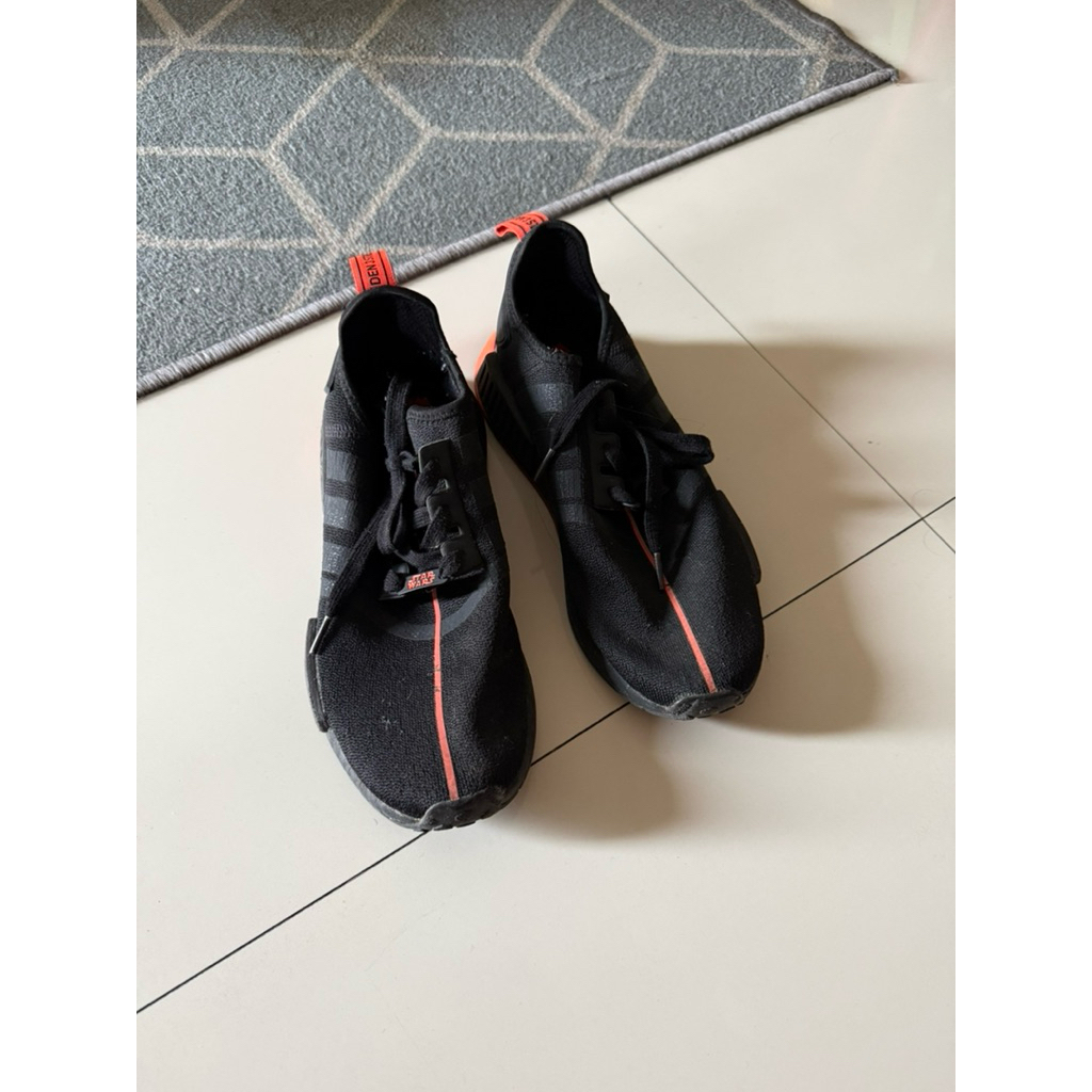 nmd x starwars (black)