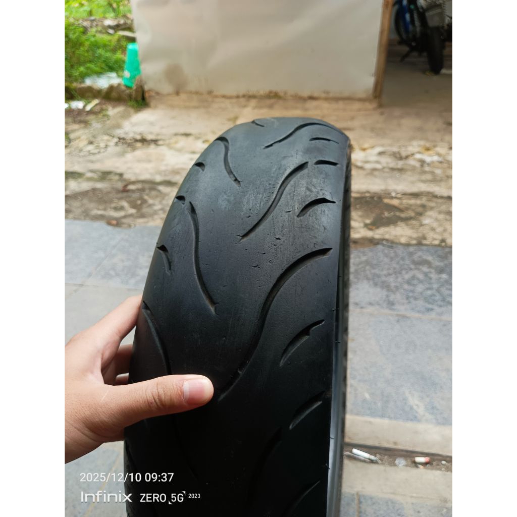 Ban bekas maxxis 120/70 ring 17
