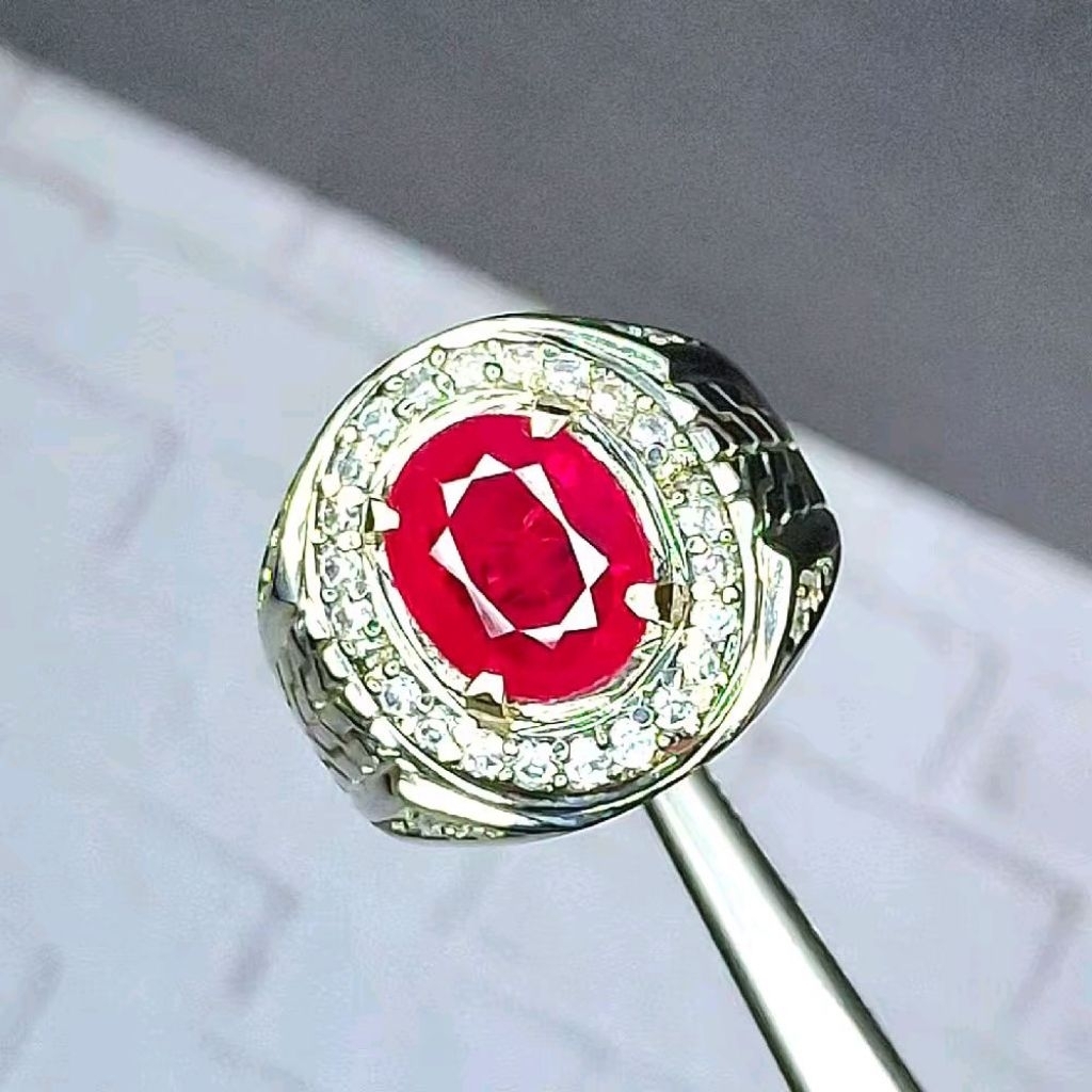 Cincin Pria Batu Permata Ruby Catam Serat Halus