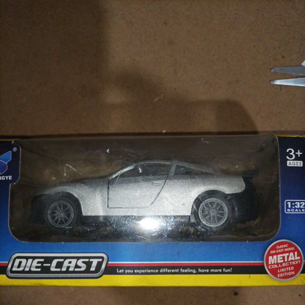 Diecast  Diecast murah Mainan Mobil besi murah Diecast murah Mobil sedan SportCity Series