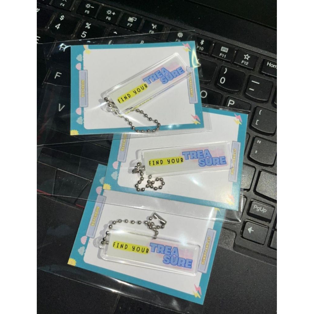 TREASURE KEYCHAIN