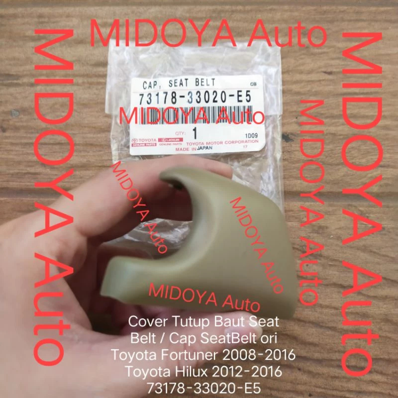 Cover Tutup Baut Seat Belt Cap Seat Belt Toyota Fortuner Hilux 73178-33020-E5 Original
