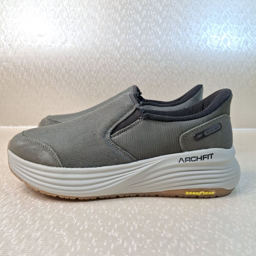 Sepatu Skechers Ultra Go Good Year Man/Sepatu Skechers Arch Fit Goodyear 2/Sepatu Skechers Pria Slip