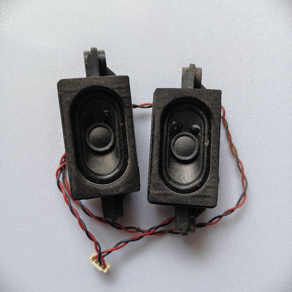 Salon Speaker TV LCD LED TV TCL 24 Inch tipe L24D10F cabutan normal tested mulus no minus suara jern