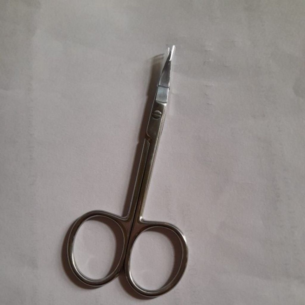 gunting medis dental