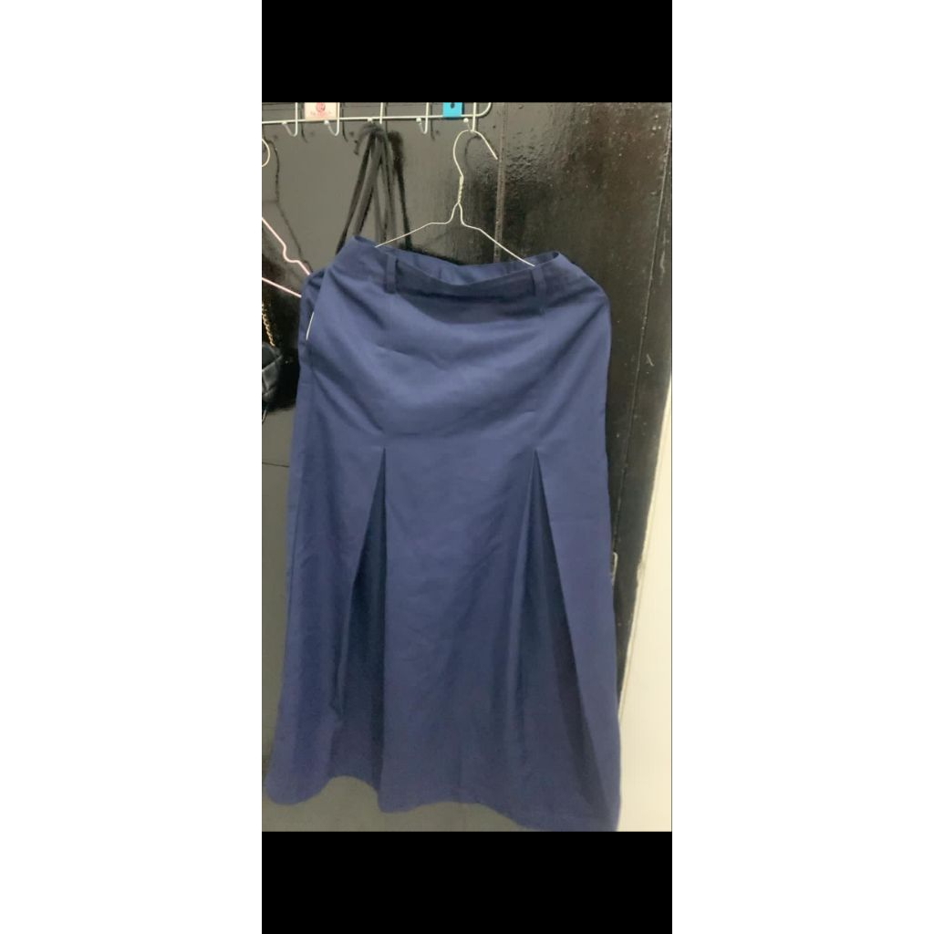 preloved seragam dan baju