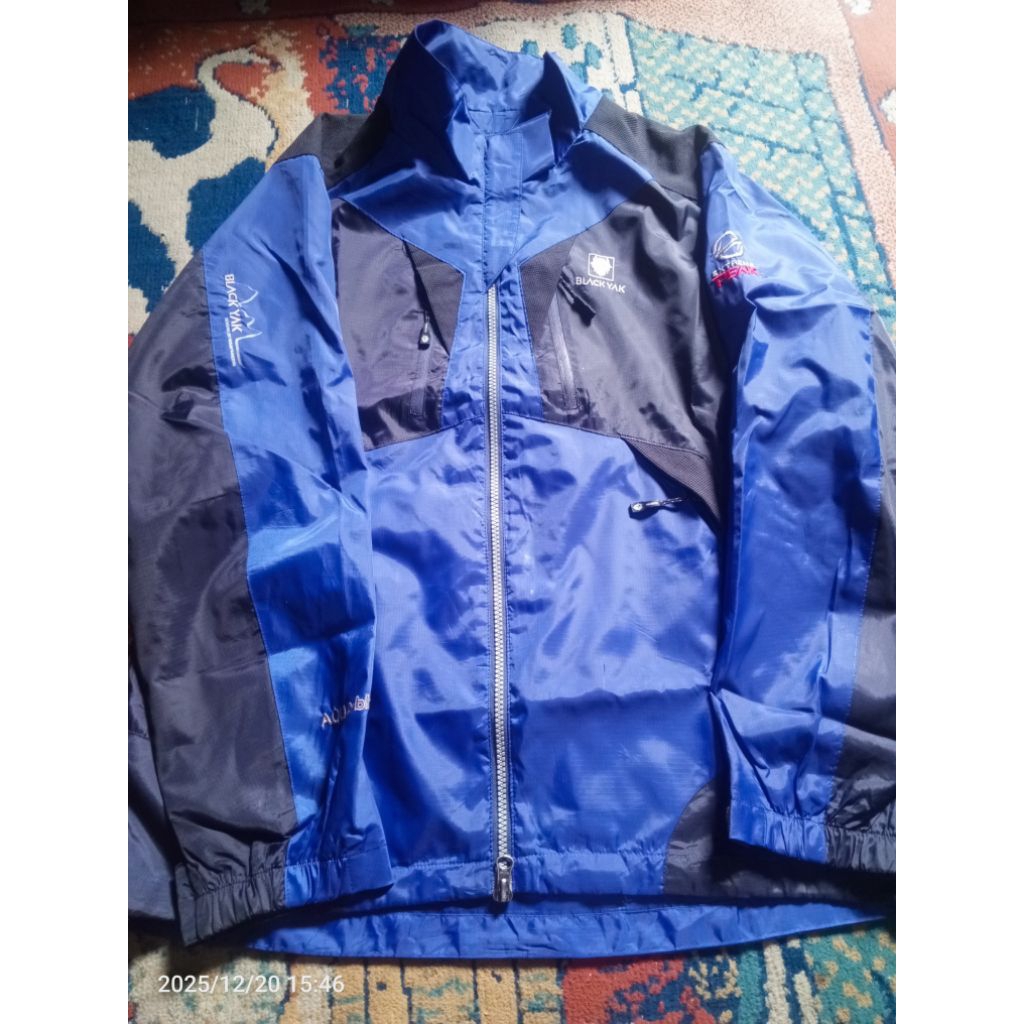 Jaket outdoor black yak