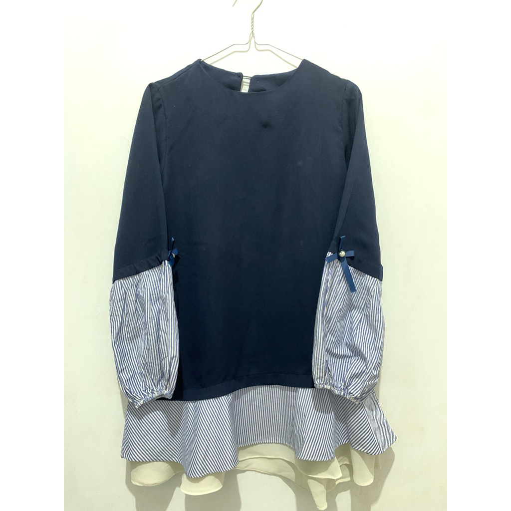 Preloved/ Blouse Motif Wanita/ Bluse Wanita/ Baju Atasan Wanita