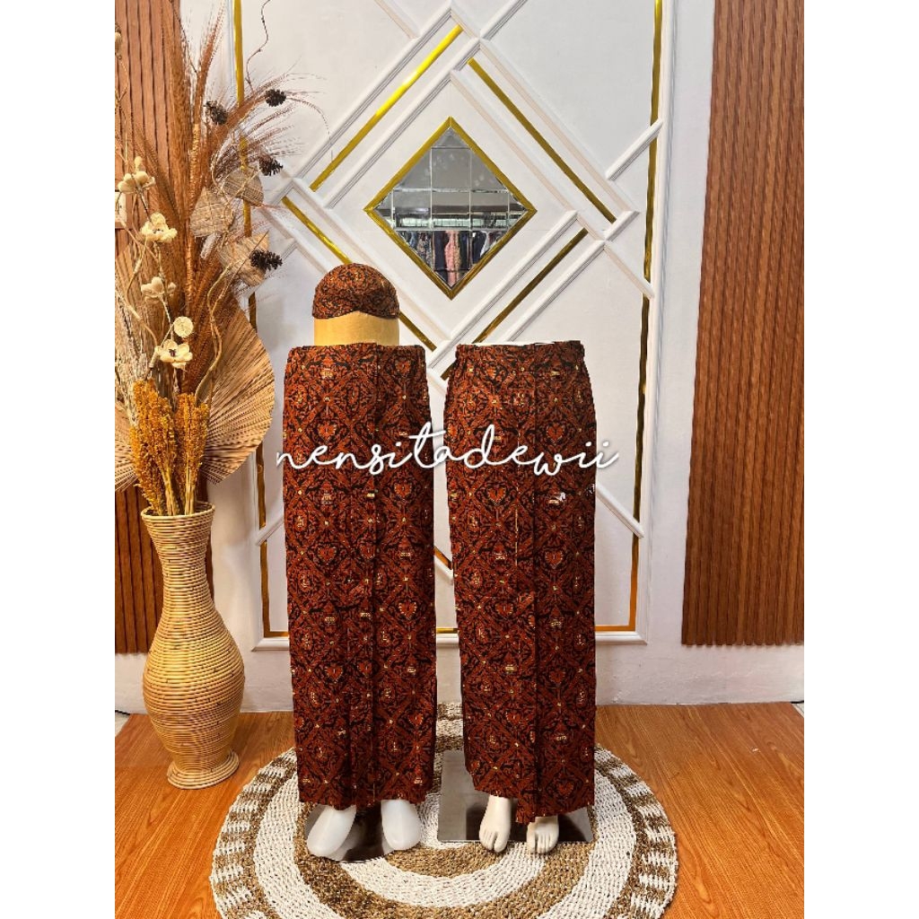 Set Jarik Instan + Blangkon Solo / Sidoluhur Hitam