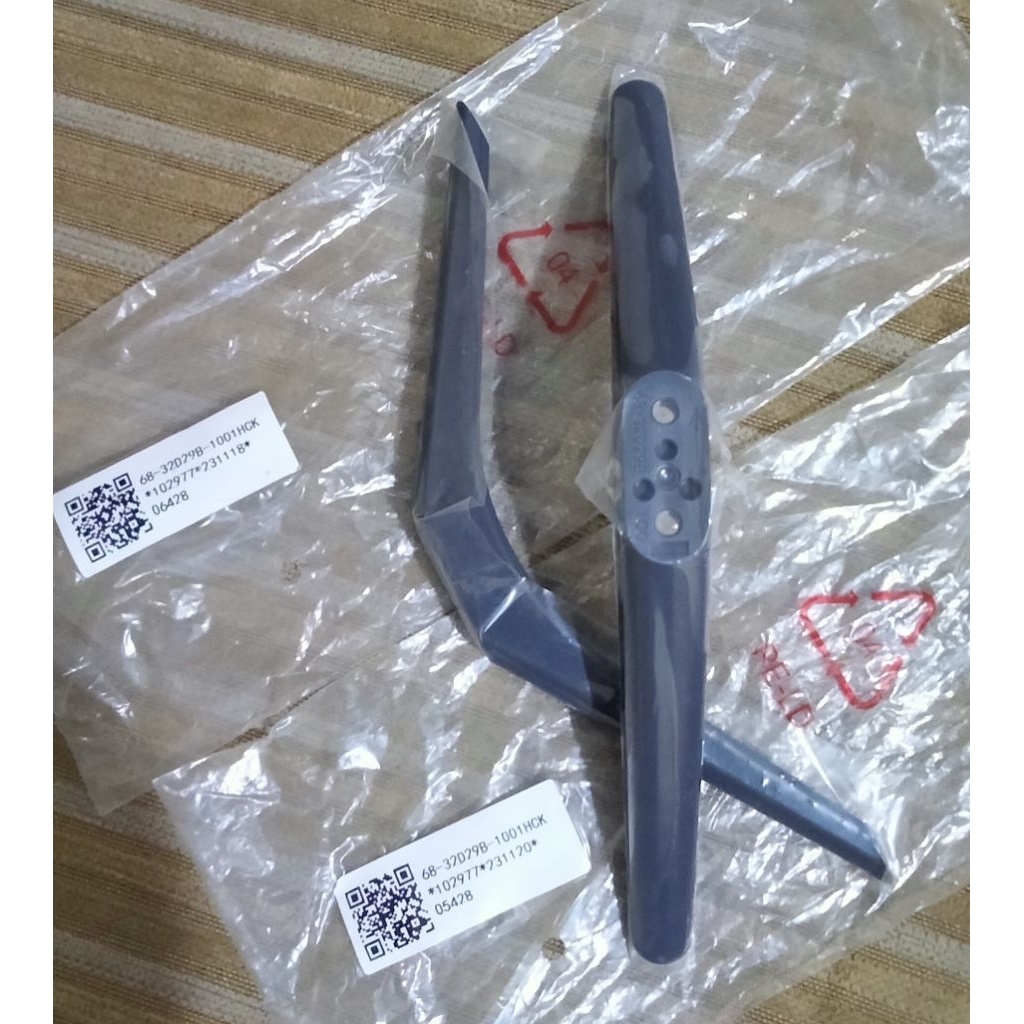 KAKI TV TCL 32A3 32A5 32A7 STAN STAND KAKI TV TCL32A3 TCL32A5 TCL32A7 ORIGINAL