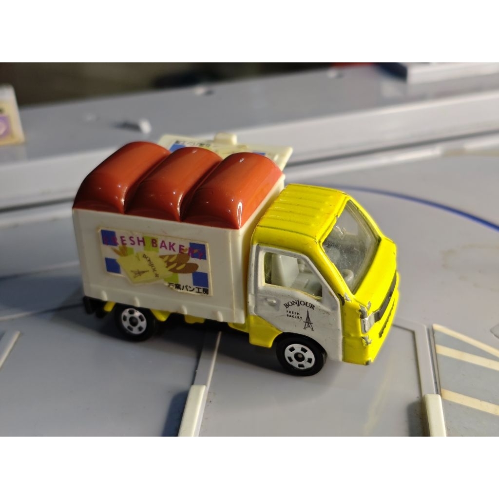 Tomica Subaru Sambar Truck