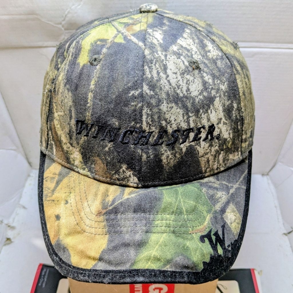Topi Casual Outdoor Motif Branded Winchester Signatures Original Second Preloved