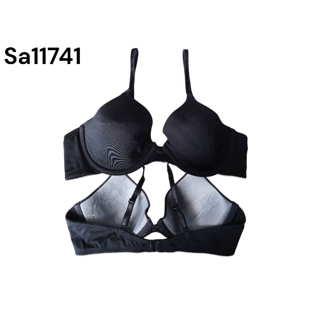 #E Sa11741 bra branded bra berbusa berkawat size 32B 34B
