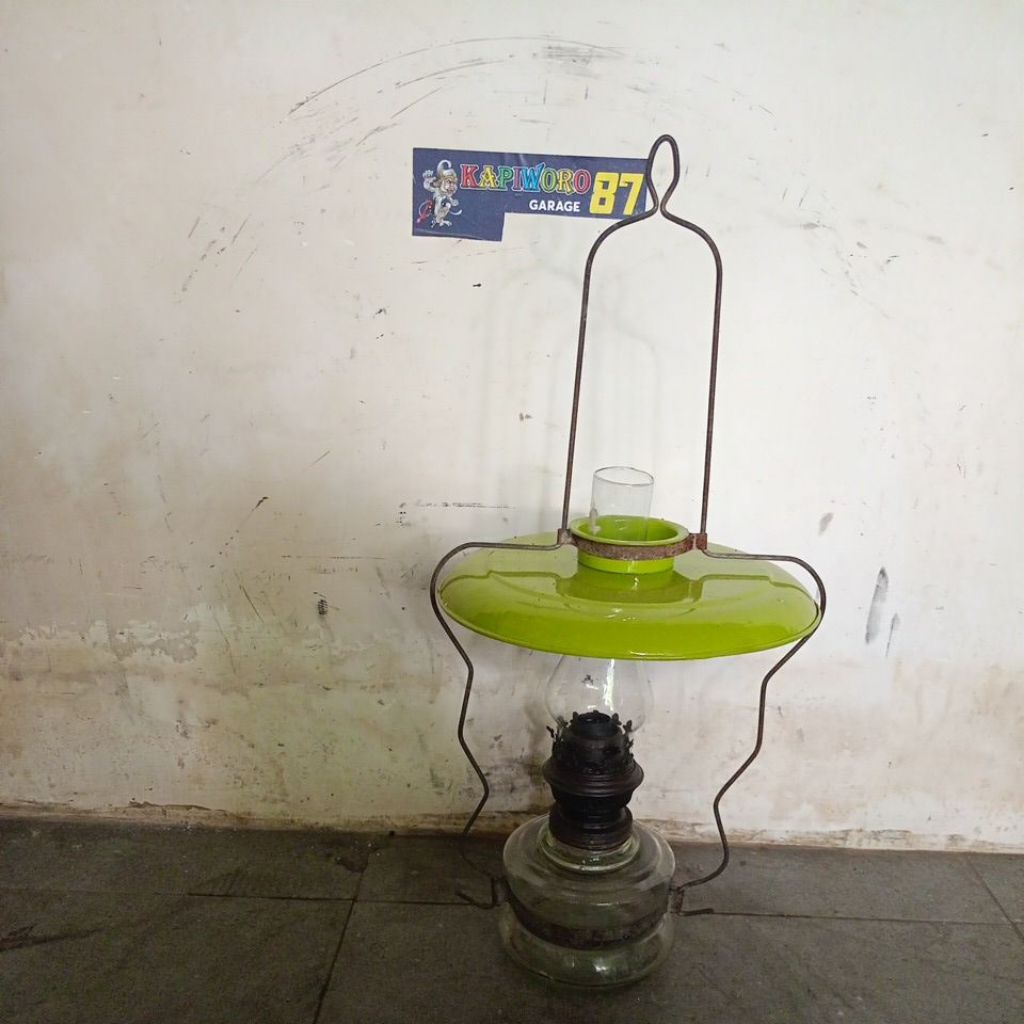 lampu gantung minyak/lampu gantung jadul ublik kaca jadul