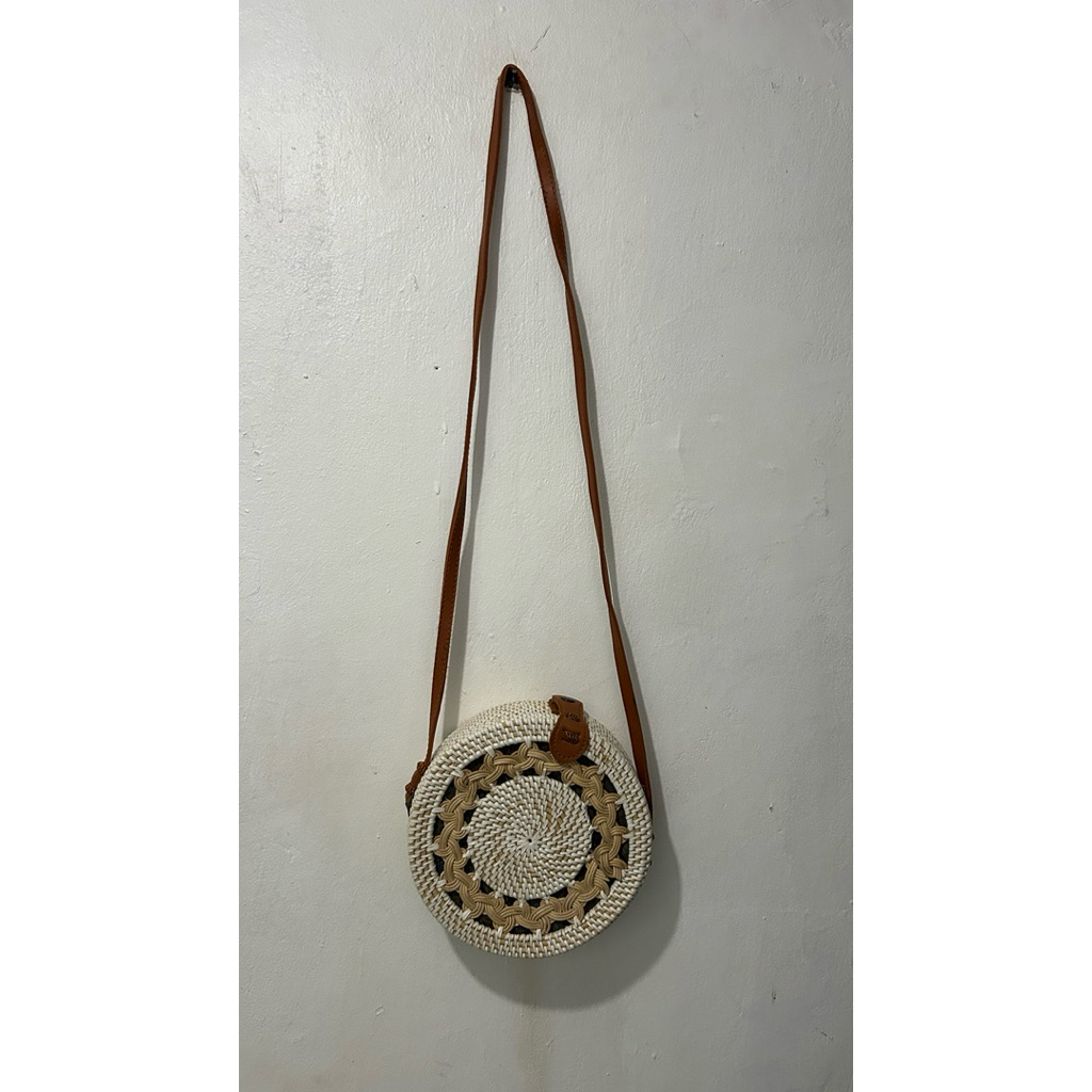 preloved tas bulat bali