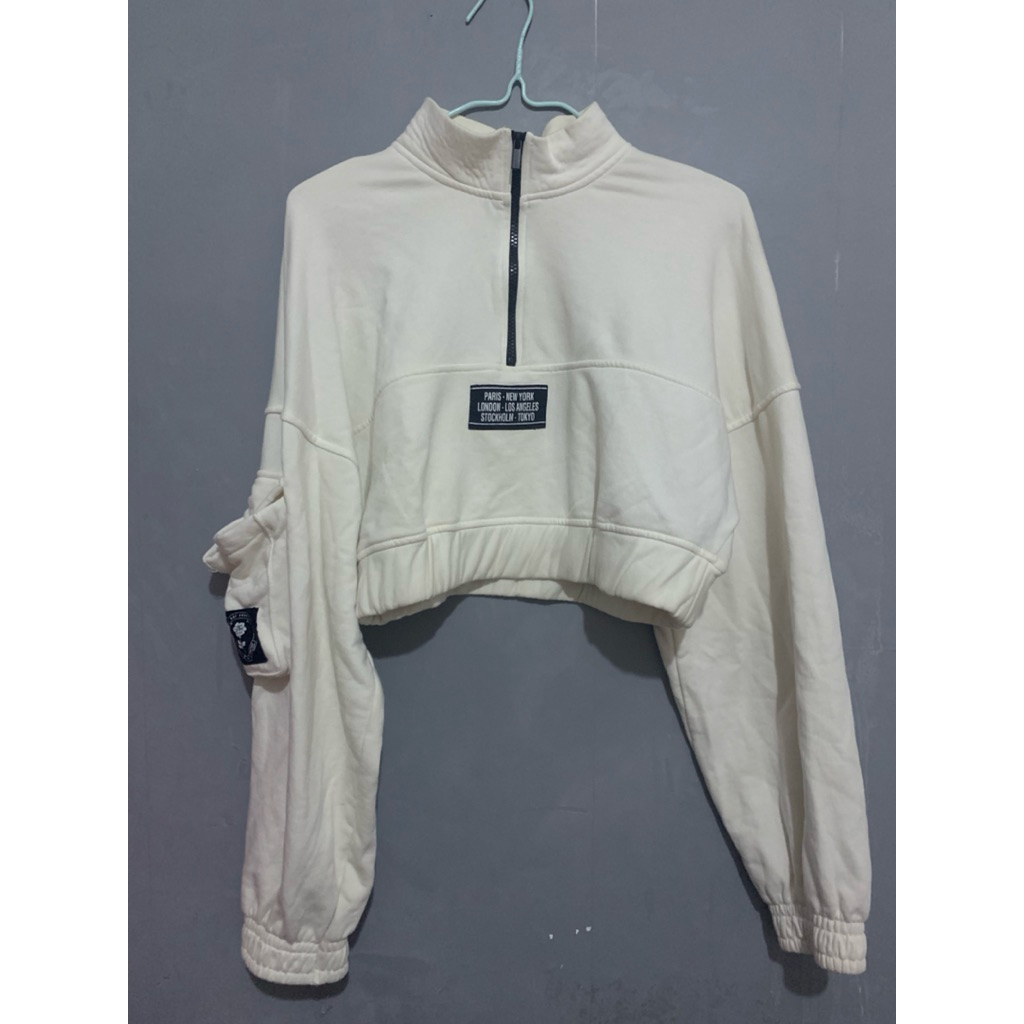 CROP SWEATER BERSHKA